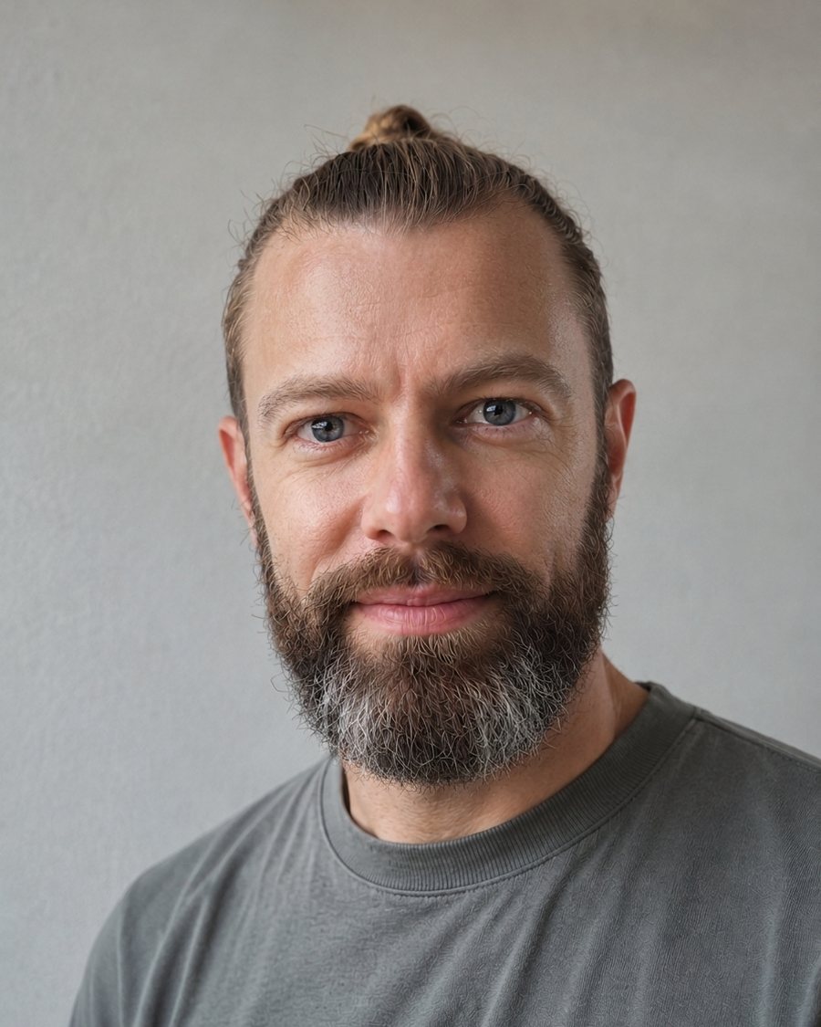 Portrait d'Aurélien Dhaussy, vidéaste, monteur et télépilote de drone